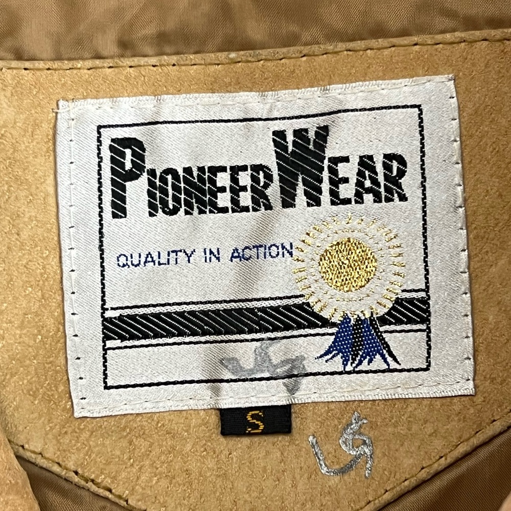 Vintage 80’s Pioneer Wear Fringe Suede Leather Tan Jacket Western Size S - Picture 3 of 15